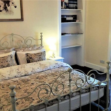 Cozy Central Apartment Inverness Ngoại thất bức ảnh